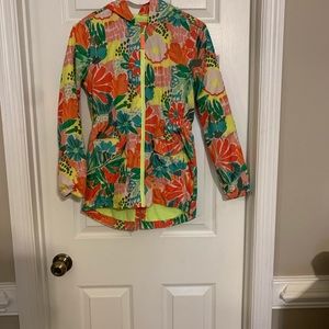 Cat and jack rain jacket. Youth large. Looks brand new.
